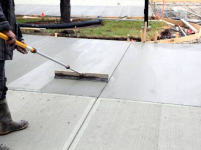 Sidewalk Concrete Installation